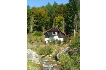 Rumanía Chata Timişu de Jos, Exterior